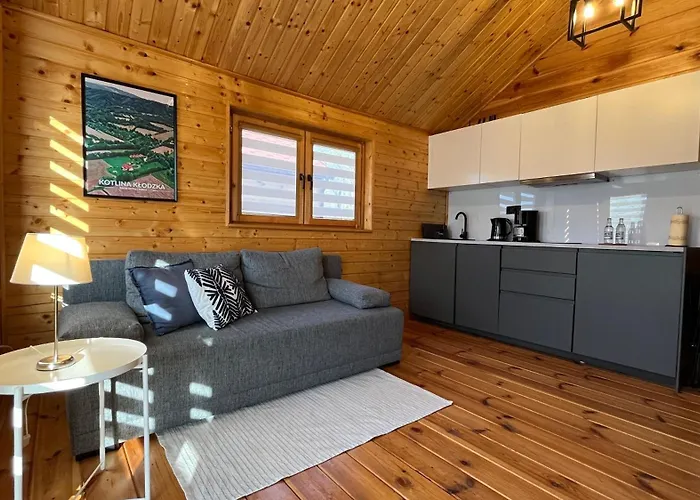 Dwor Piotra I Pawla- I * Miedzygorze